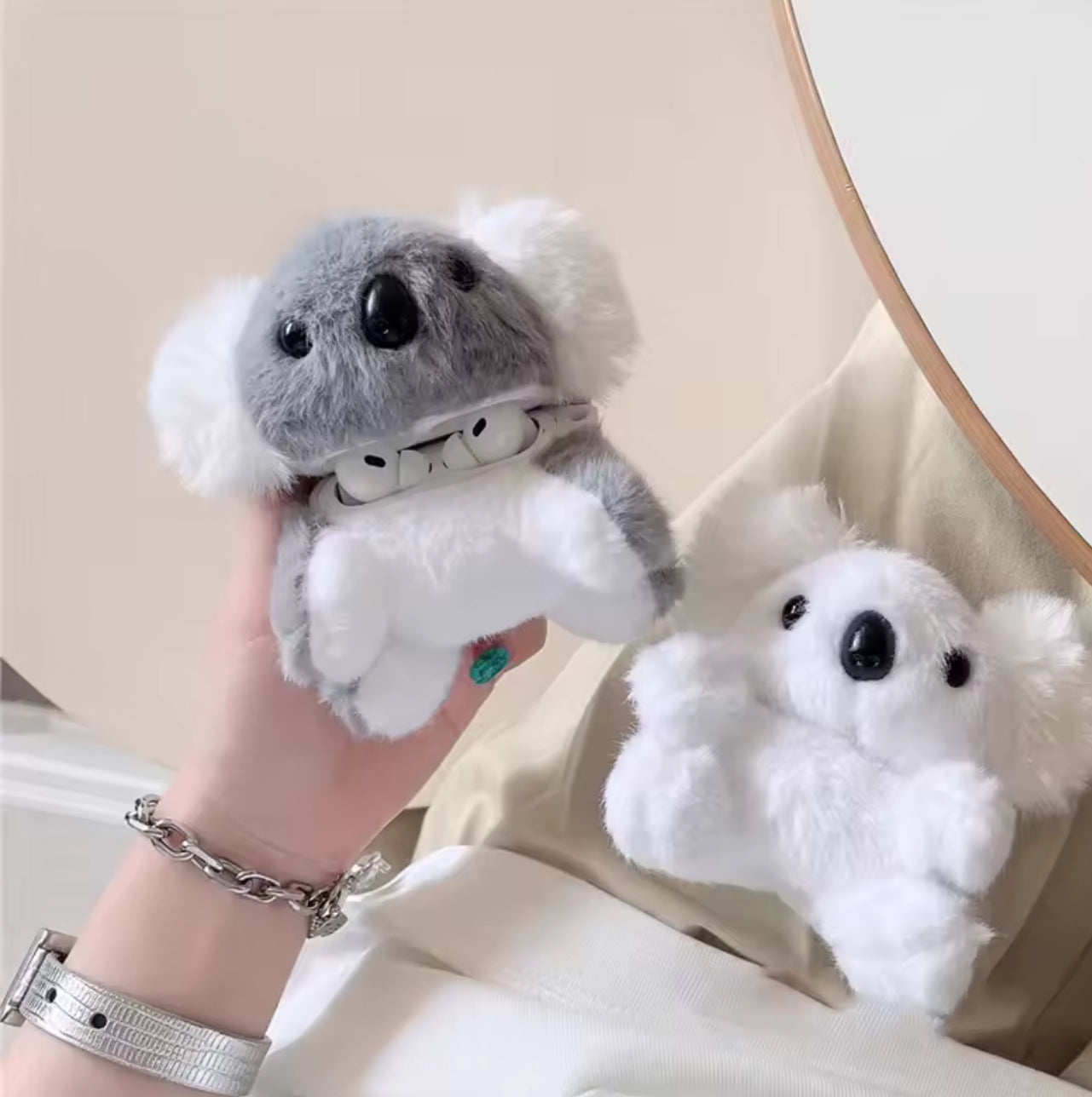 Plushie teddy AirPods case🐘